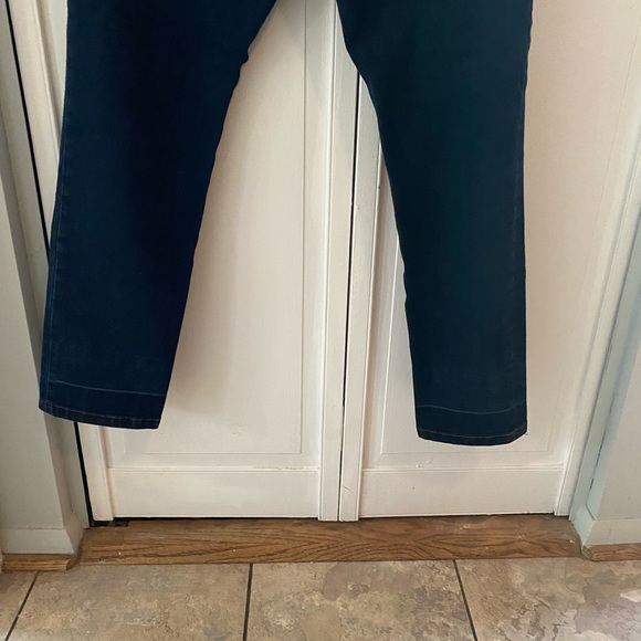 Chaps 10 Petite Jeans - Picture 9 of 11